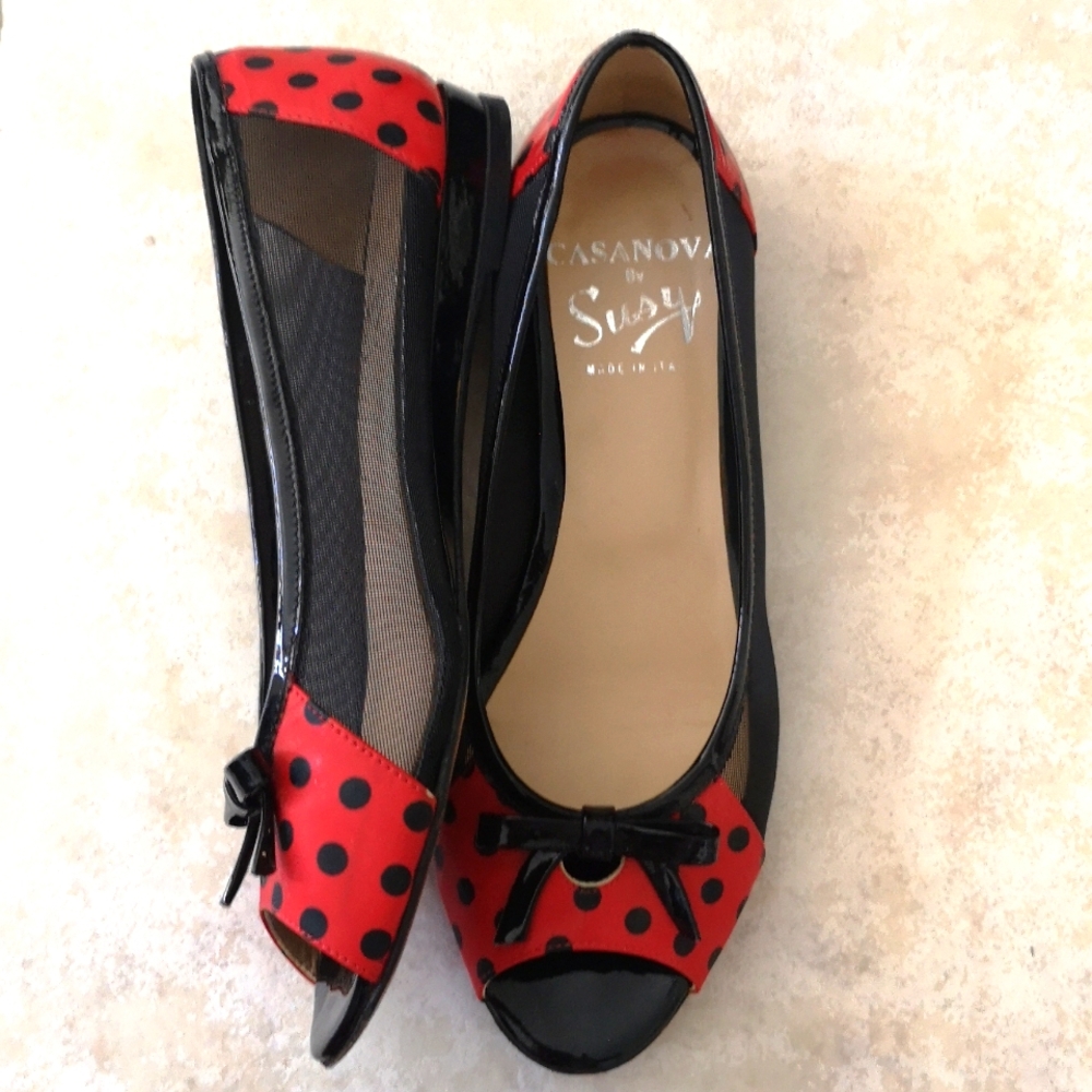 Casanova by Susy ladybug flats